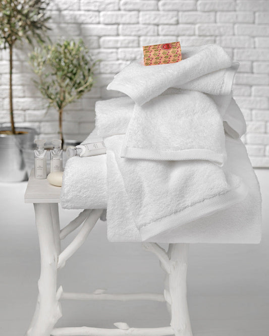 600gsm Towel Bale in White