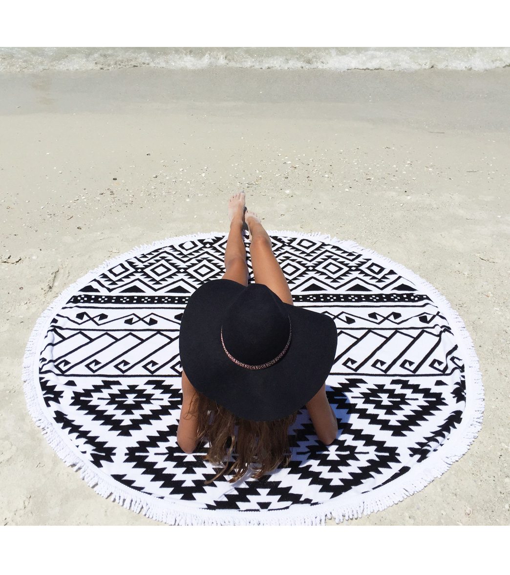 Beach Lulu The Tribal Round Beach Towel
